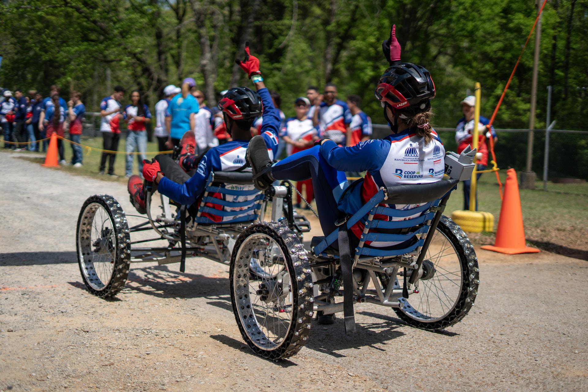 More than 600 students with 44 teams from around the world participated in the 32nd year of NASA’s Human Exploration Rover Challenge (HERC) on April 10 and April 11 near NASA’s Marshall Space Flight Center in Huntsville, Alabama. Participating teams represented 28 colleges and universities, 13 high schools, and one middle school from 18 states, Puerto Rico, and four Artemis Accord countries. Teams were awarded points based on navigating a half-mile obstacle course with either a human-powered or remote-controlled rover, conducting mission-specific task challenges, and completing multiple safety and design reviews with NASA engineers.